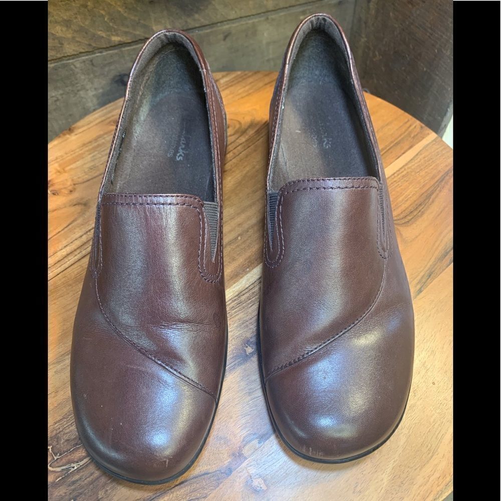 Clarks womens comfy loafers.  Inv 5329